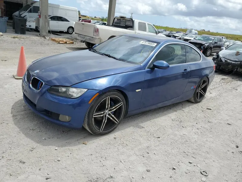 BMW 3 Series 2009г.