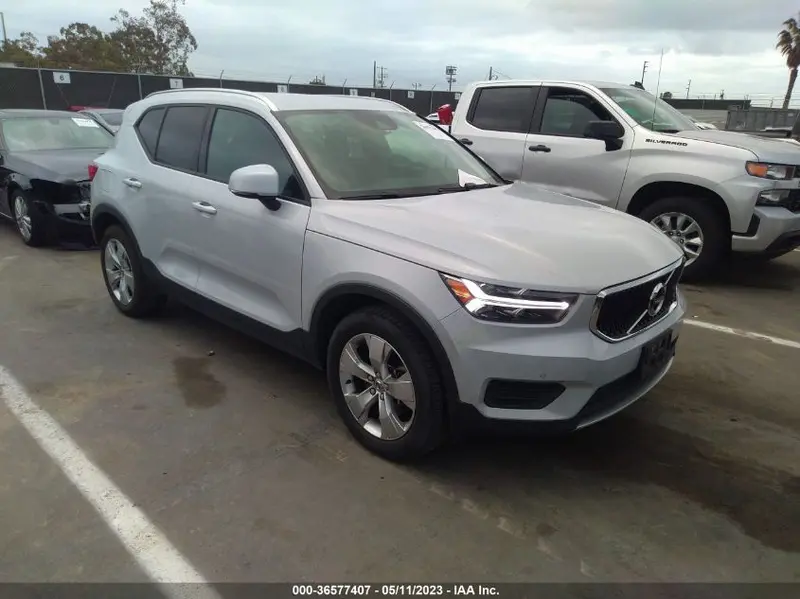 Volvo XC40 2020г.