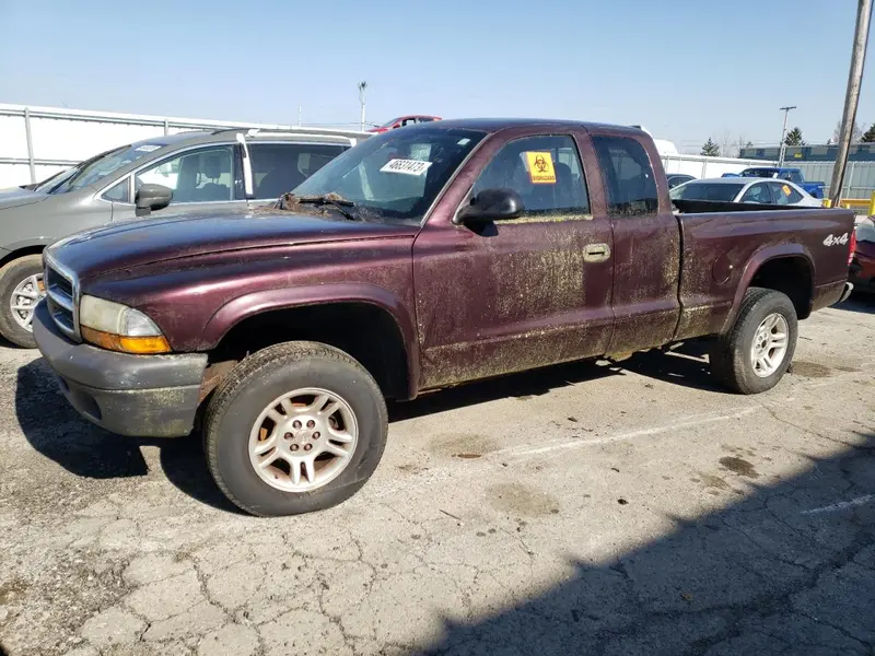 Dodge Dakota 2004г.