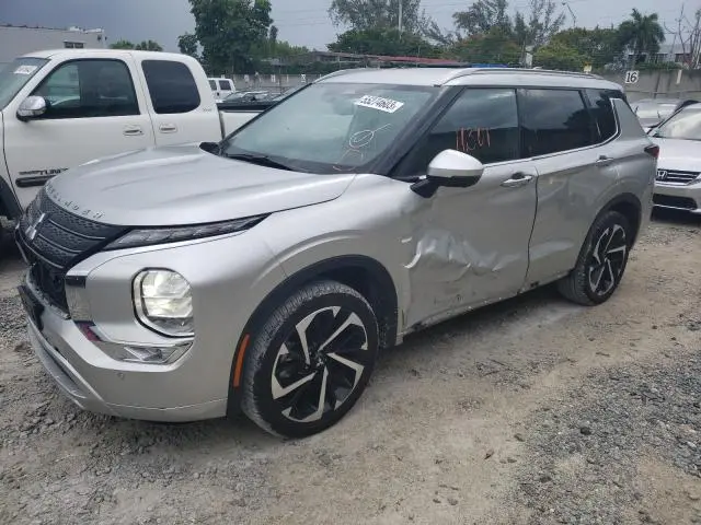 Mitsubishi Outlander 2022г.