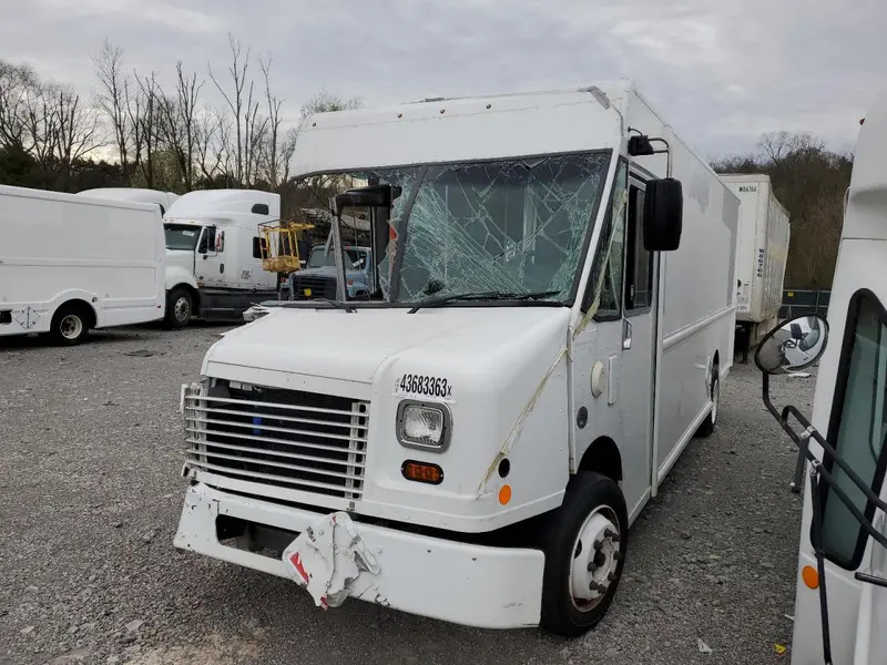 Freightliner M Line Walk-in Van 2020г.