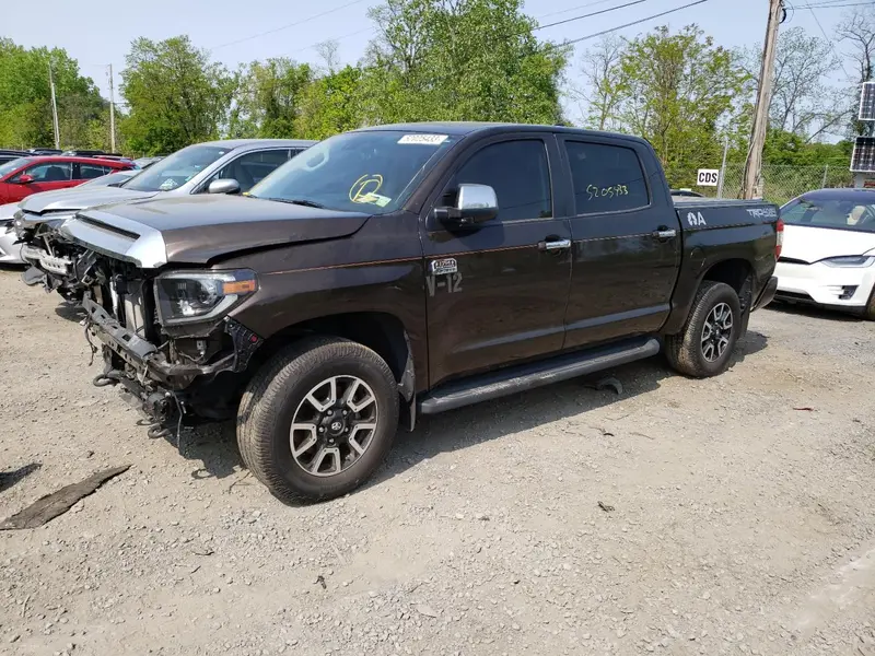 Toyota Tundra 2021г.