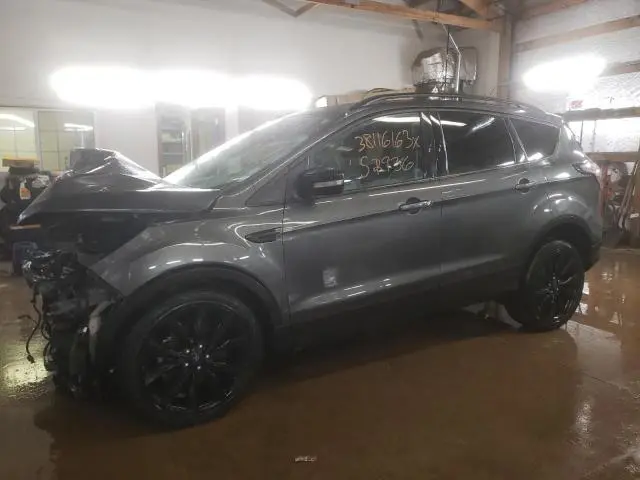 Ford Escape 2017г.
