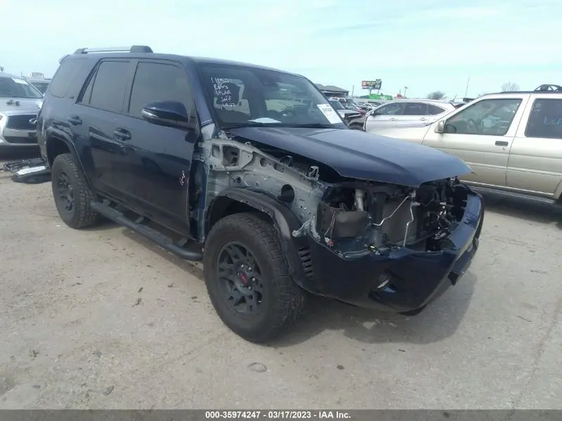 Toyota 4Runner 2020г.