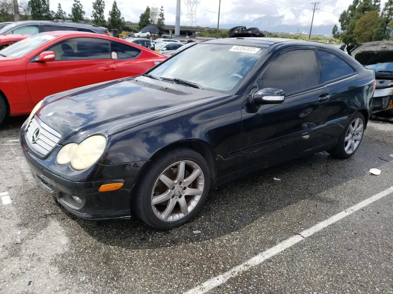 Mercedes-Benz C-Class 2005г.