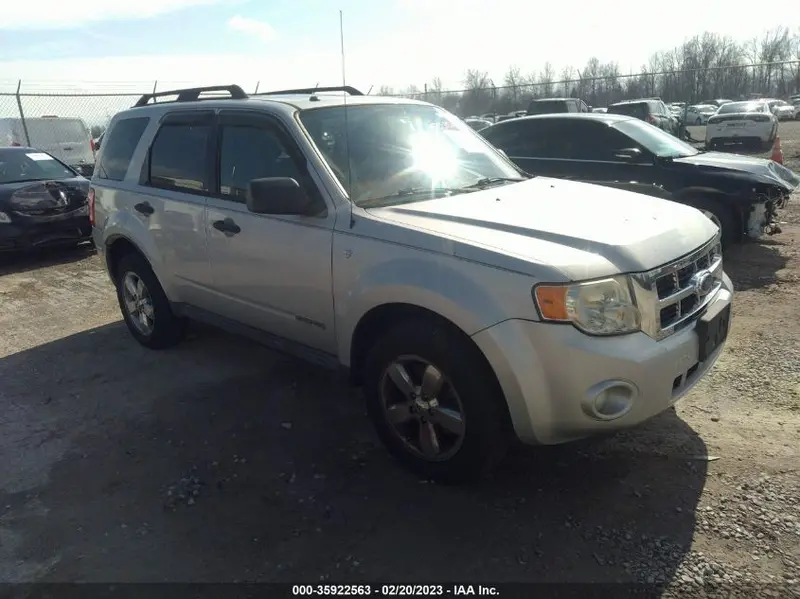 Ford Escape 2008г.