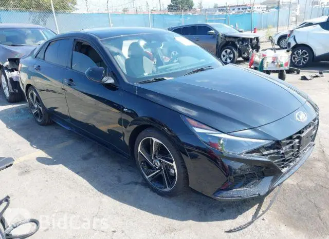 Hyundai Elantra 2023г.