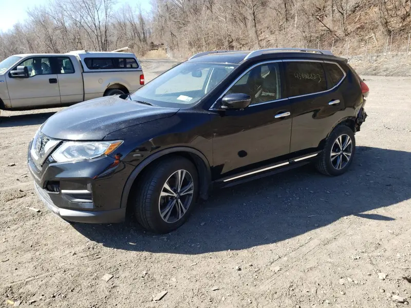 Nissan Rogue 2017г.