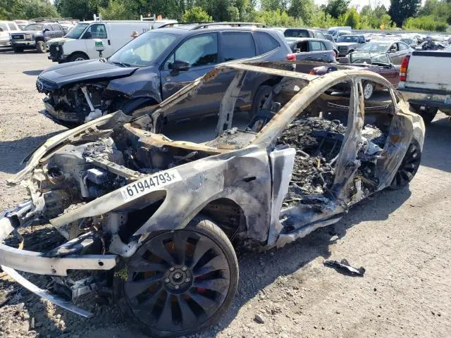 Tesla MODEL 3 2023г.
