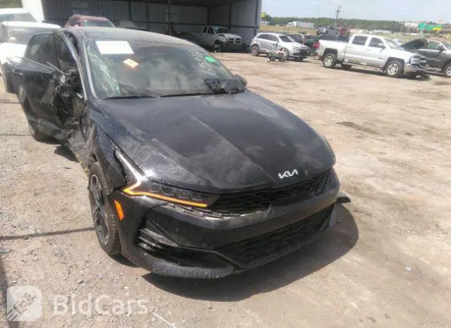 KIA K5 2022г.