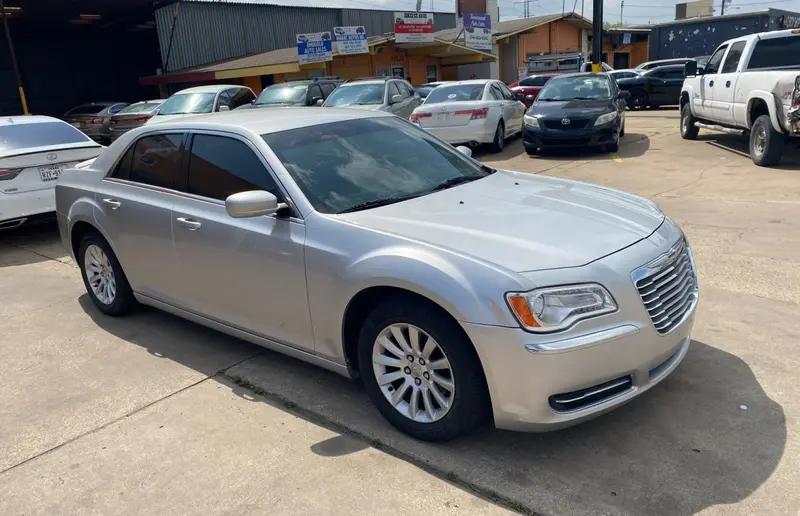 Chrysler 300 2012г.