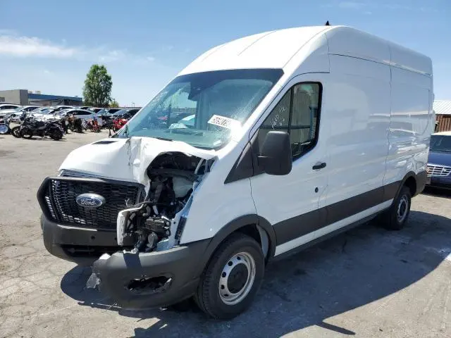 Ford Transit 2023г.