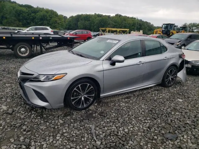 Toyota Camry 2019г.