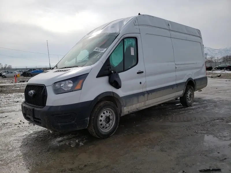 Ford Transit 2023г.