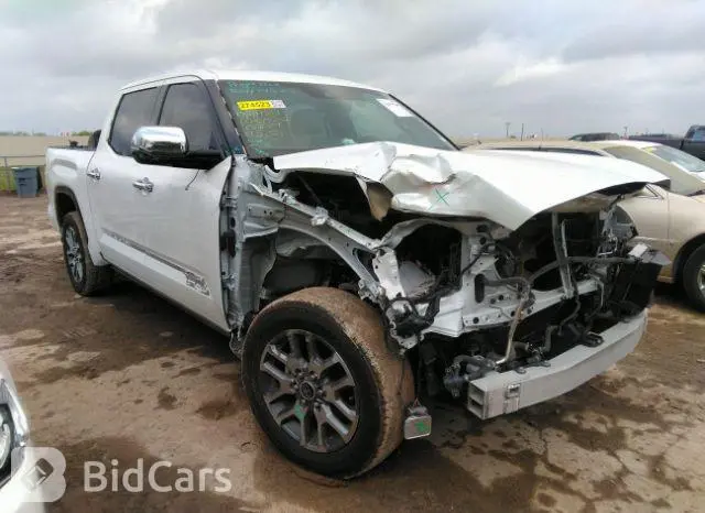 Toyota Tundra 2022г.