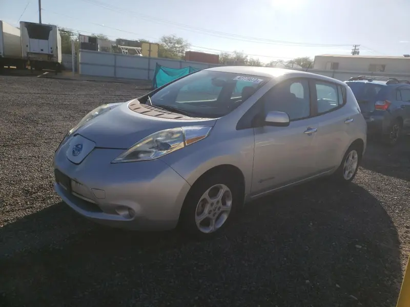Nissan Leaf 2013г.