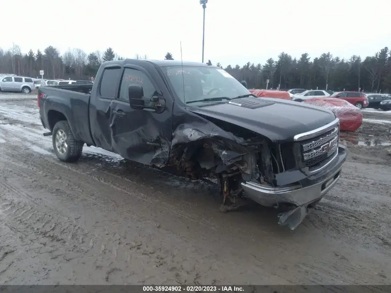 GMC Sierra 2500HD 2011г.