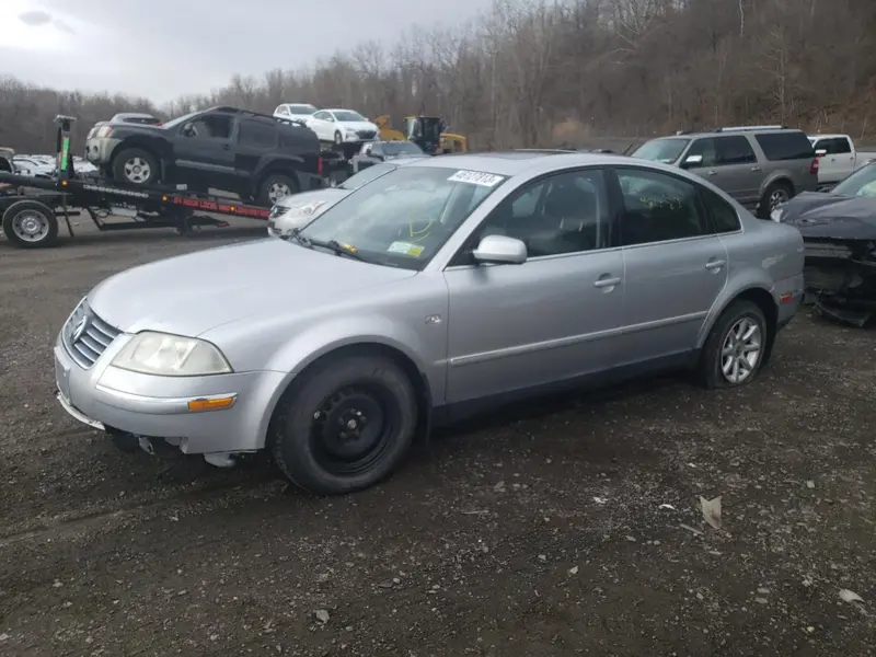 Volkswagen Passat 2004г.