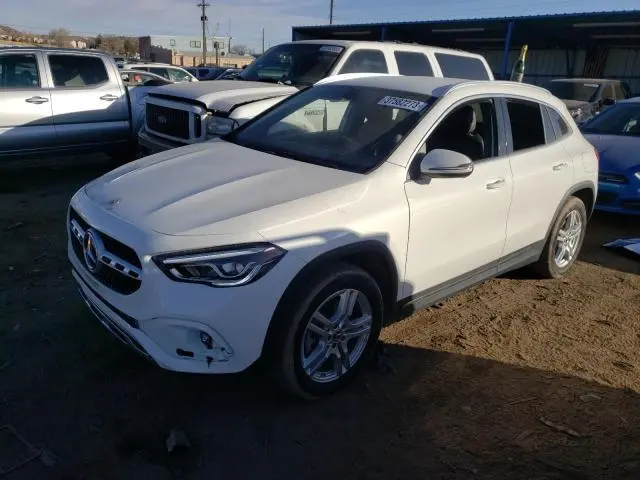 Mercedes-Benz GLA-Class 2022г.