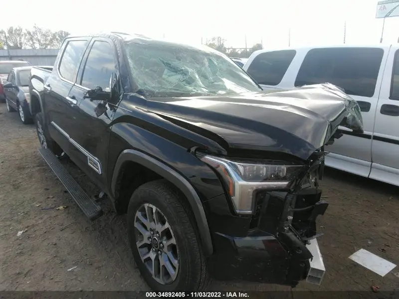 Toyota Tundra 2022г.