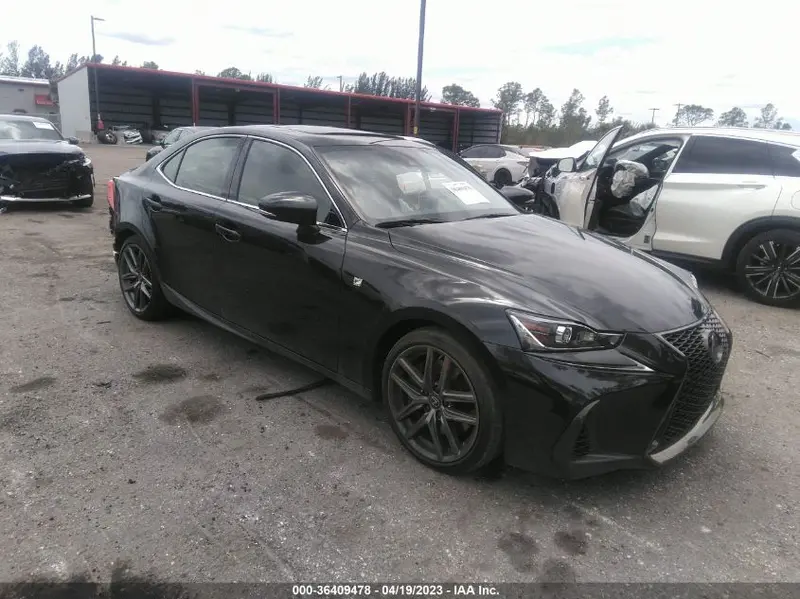 Lexus IS 2019г.