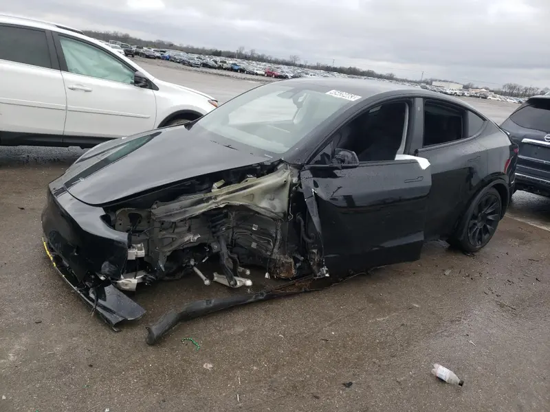 Tesla Model Y 2022г.