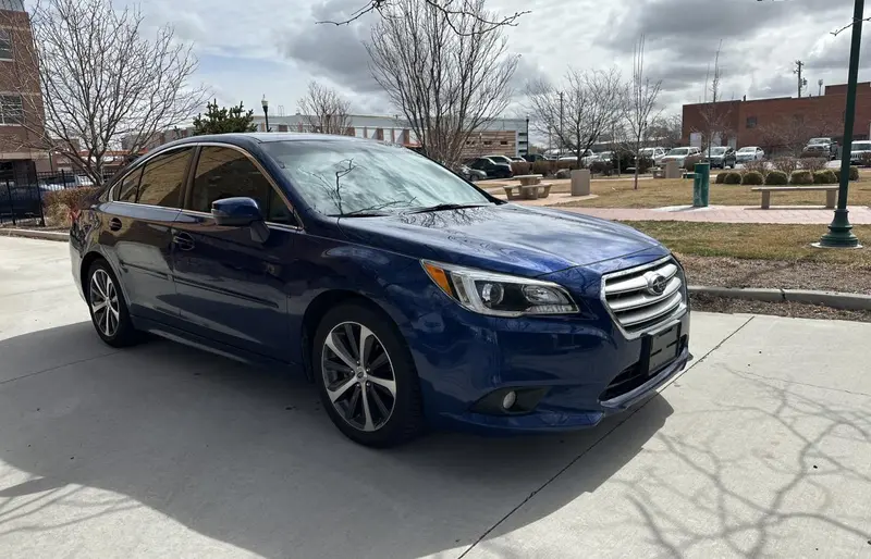 Subaru Legacy 2017г.
