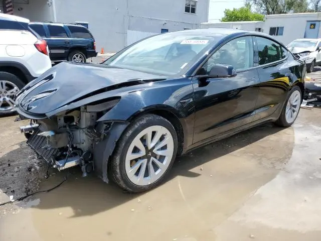 Tesla MODEL 3 2022г.