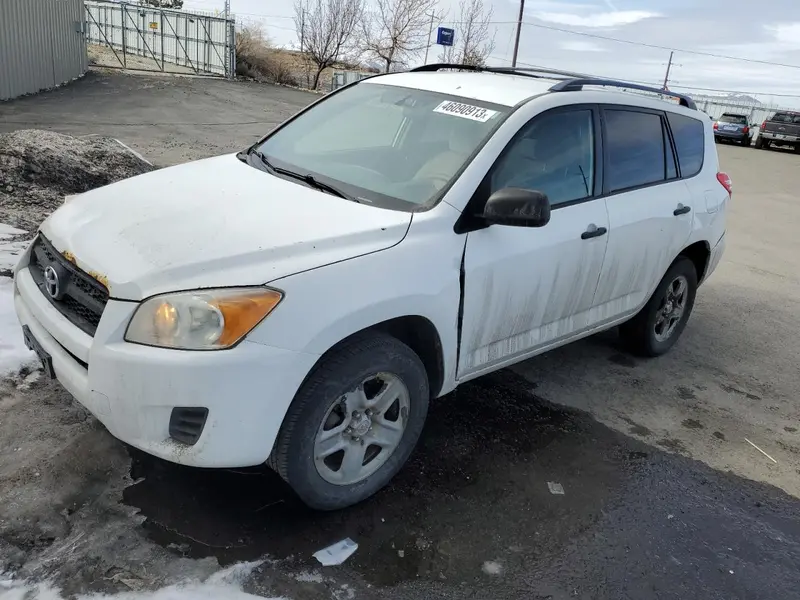 Toyota RAV4 2010г.