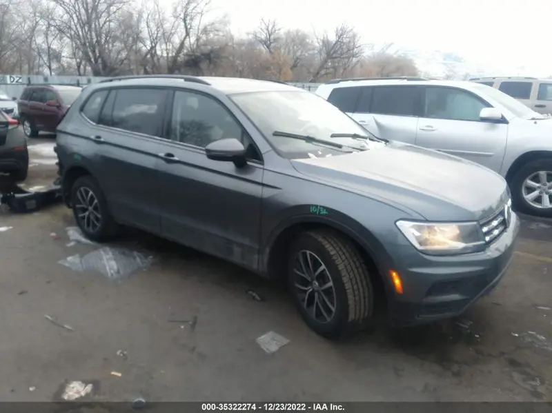 Volkswagen Tiguan 2021г.