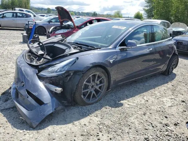 Tesla MODEL 3 2020г.