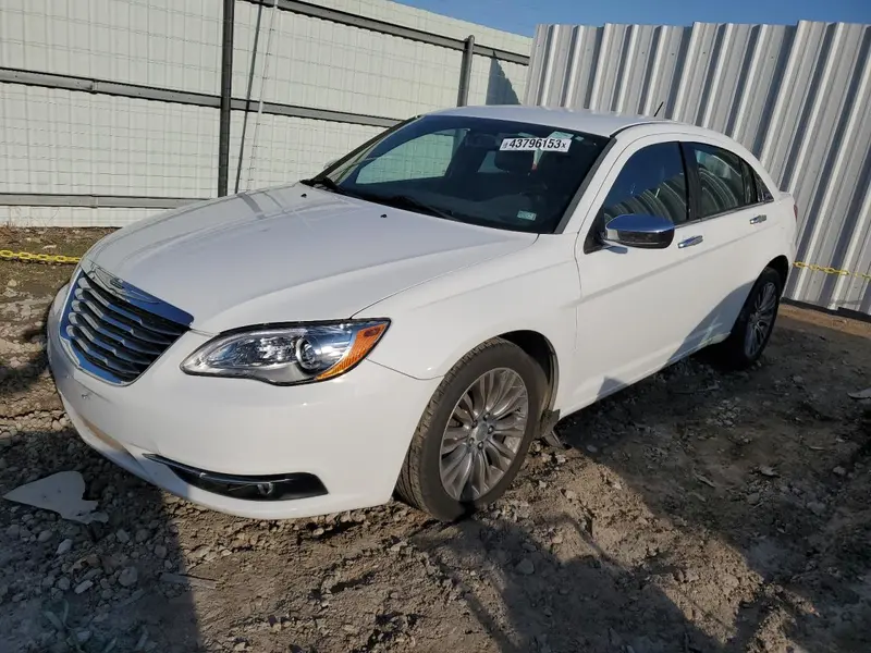 Chrysler 200 2012г.