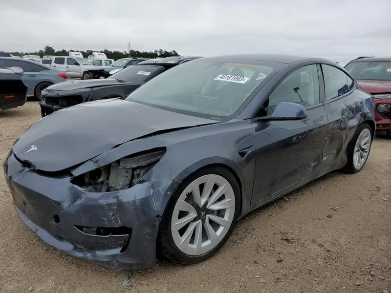 Tesla Model 3 2022г.