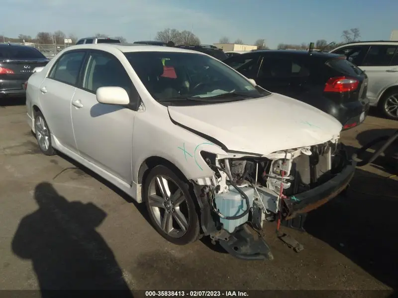 Toyota Corolla 2013г.