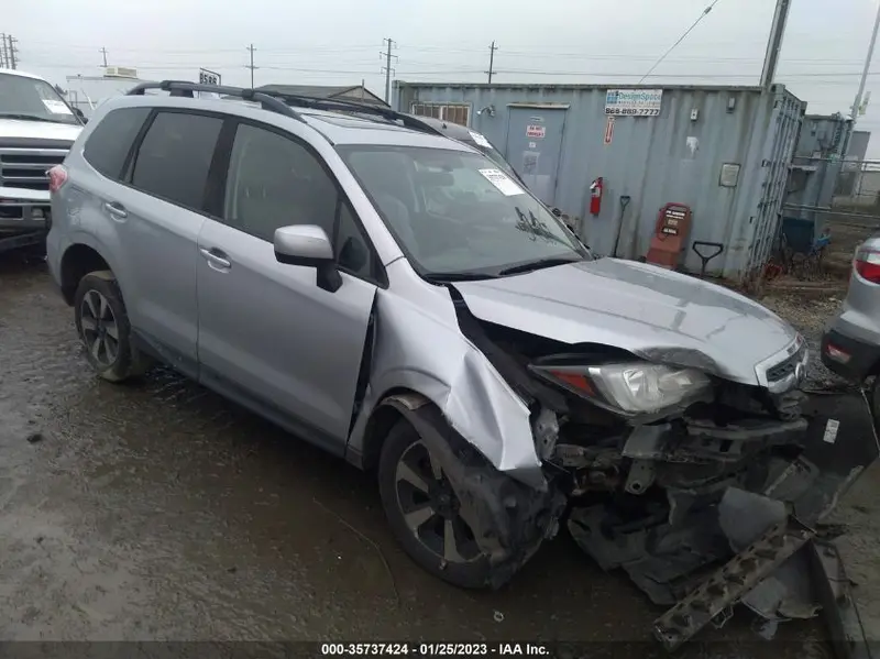 Subaru Forester 2017г.
