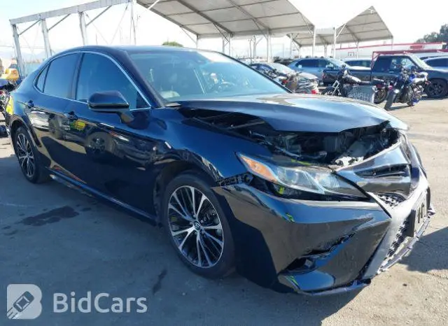 Toyota Camry 2019г.