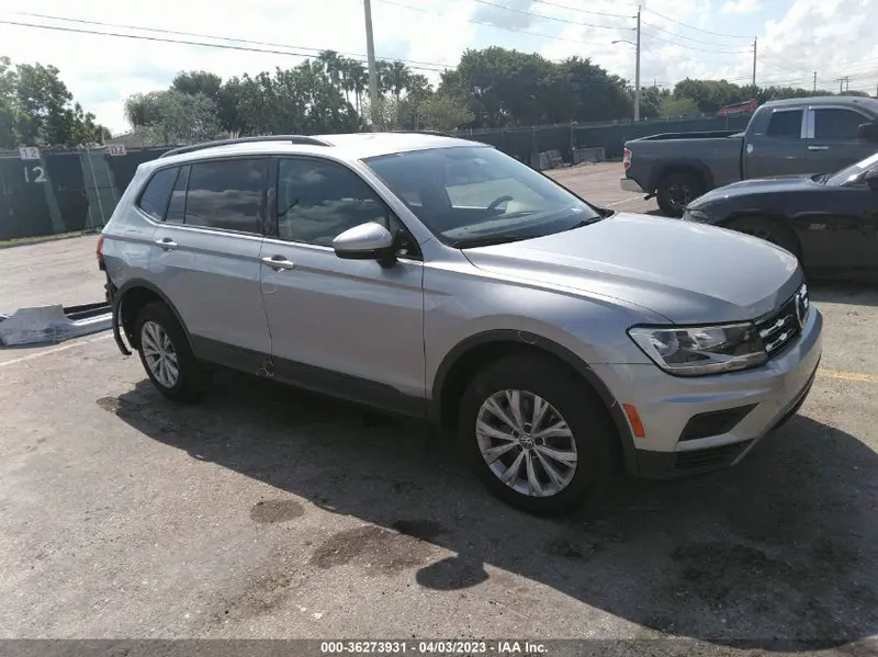 Volkswagen Tiguan 2020г.