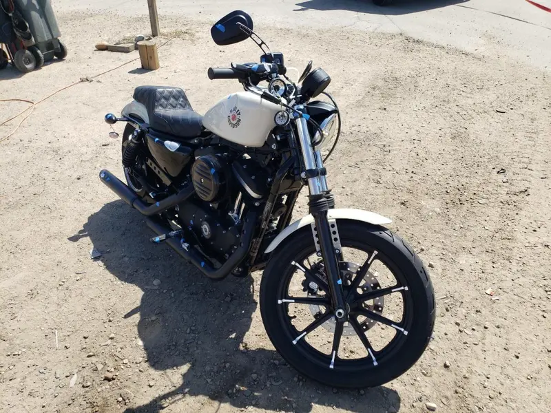 Harley-Davidson Sportster 883 2022г.