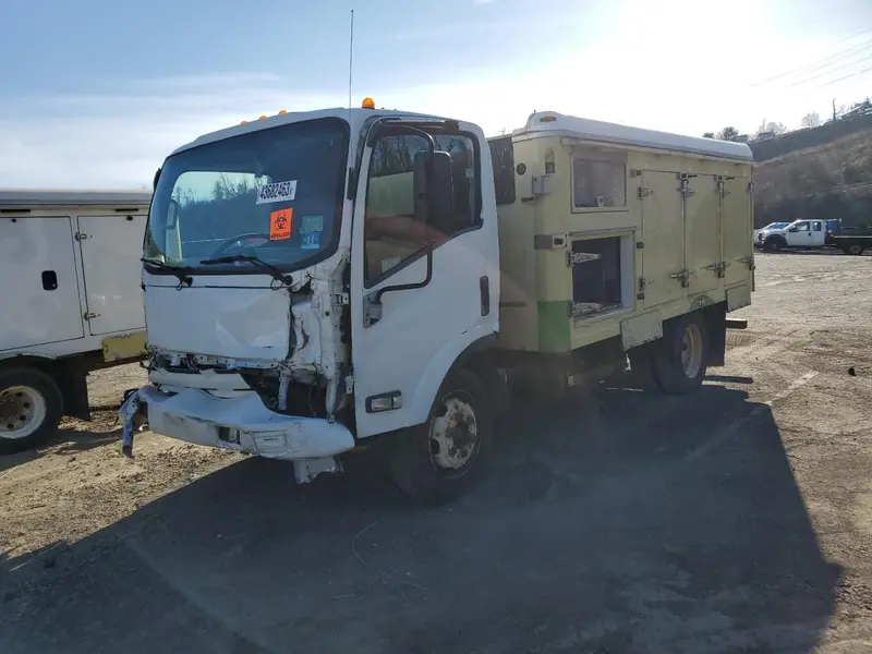 Isuzu NPR 2014г.