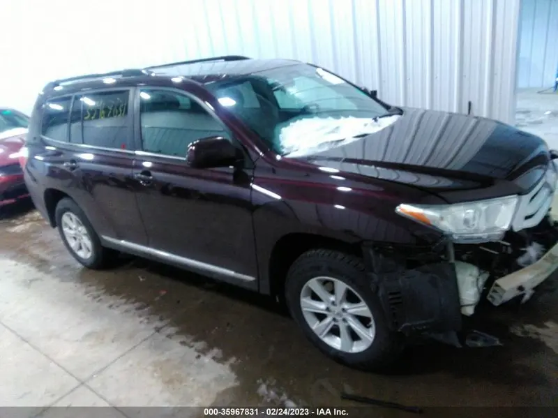 Toyota Highlander 2013г.