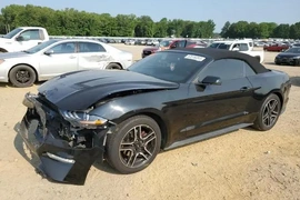 Ford Mustang 2019г.