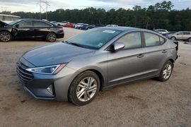 Hyundai Elantra 2019г.