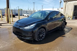 Tesla Model Y 2022г.