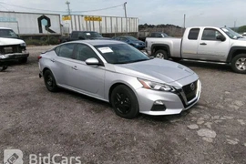 Nissan Altima 2020г.