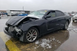 Dodge Charger 2014г.