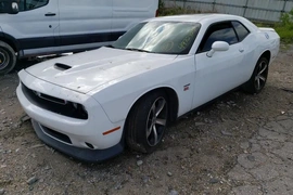 Dodge Challenger 2019г.