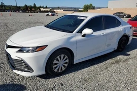 Toyota Camry 2022г.