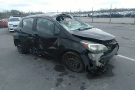 Toyota Yaris 2017г.