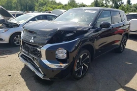 Mitsubishi Outlander 2022г.