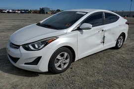Hyundai Elantra 2015г.